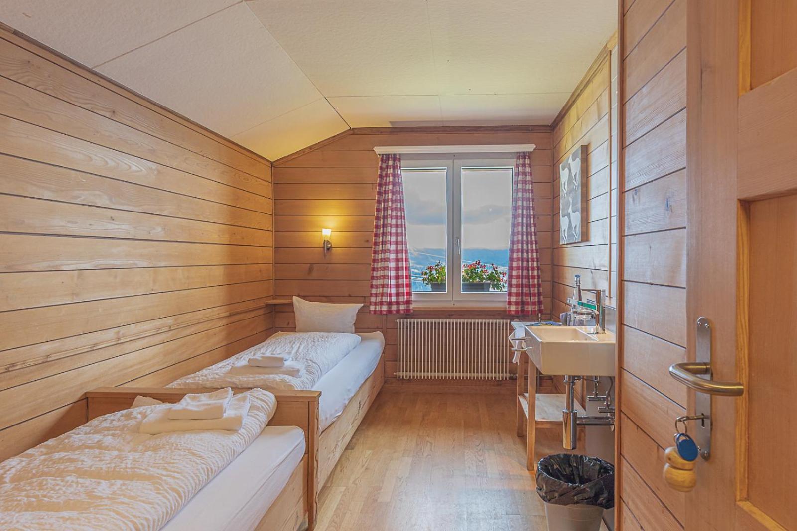 Berghaus Niederhorn Hotel บีอาเตนแบร์ก ภายนอก รูปภาพ